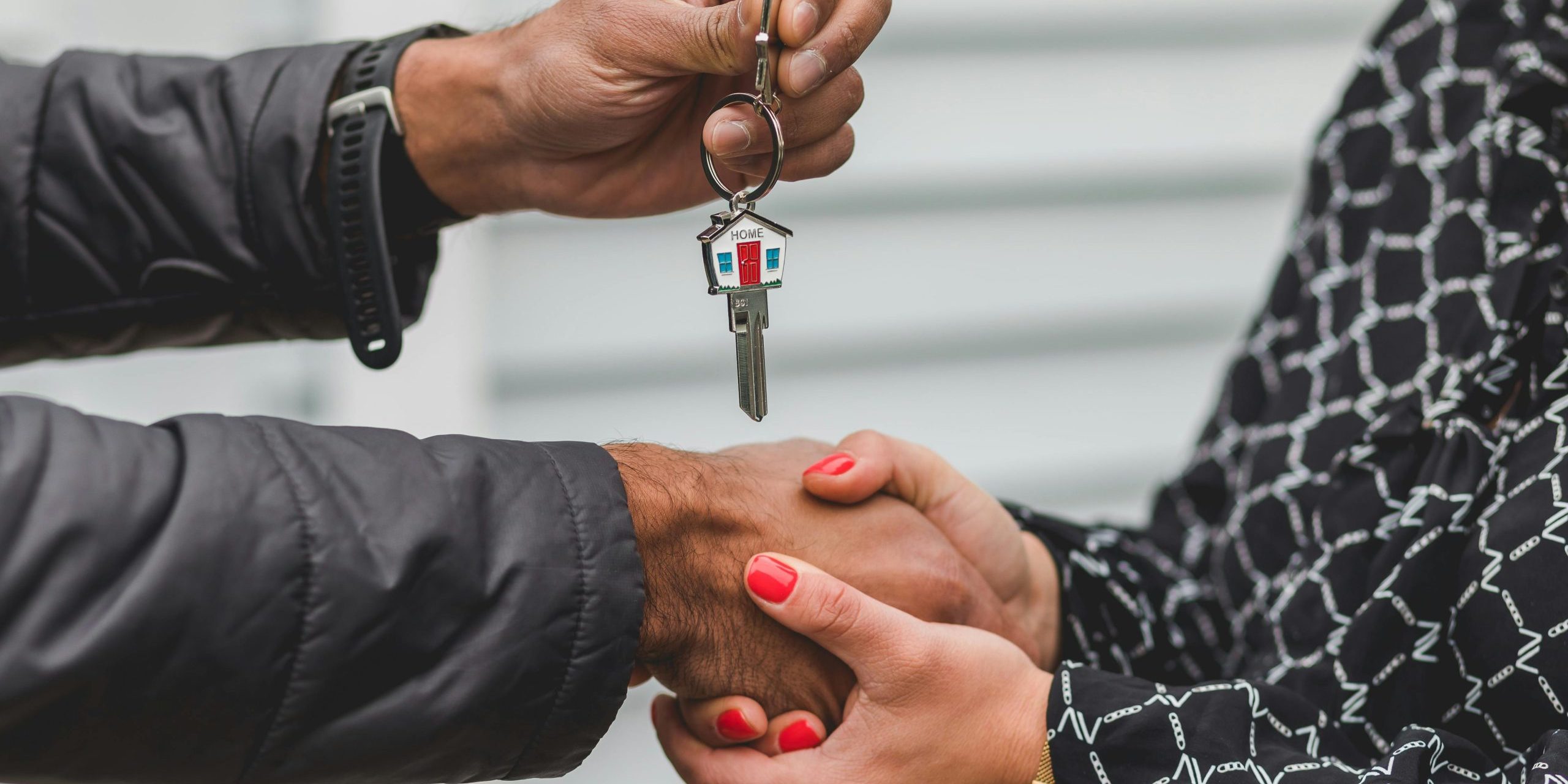 pexels-rdne-8293778 fixed interest rate, variable interest rate, or a combination of both.